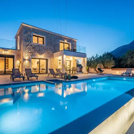 Diosas Luxury Villas Andipata Exterior photo